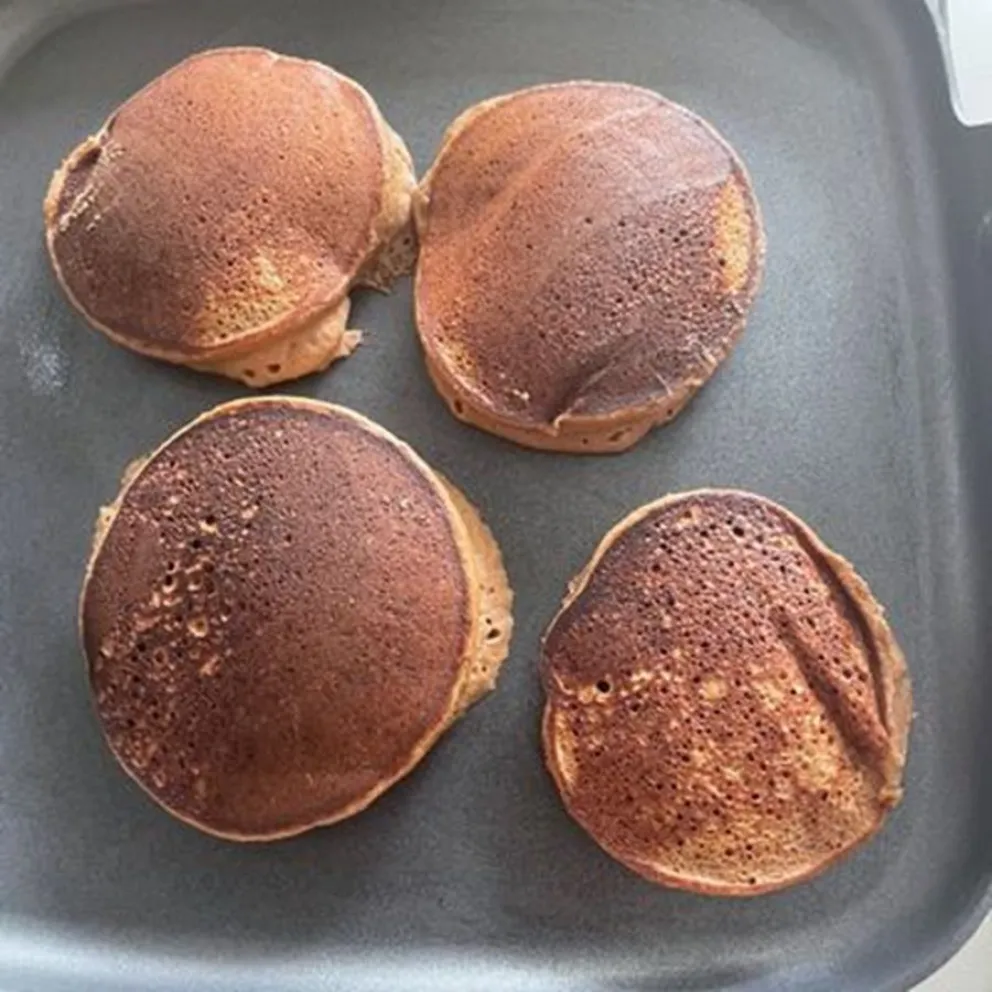 El desayuno express con panqueques de manzana