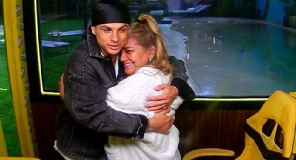La Bomba Tucumana sorprendida a los besos con un participante de Gran Hermano