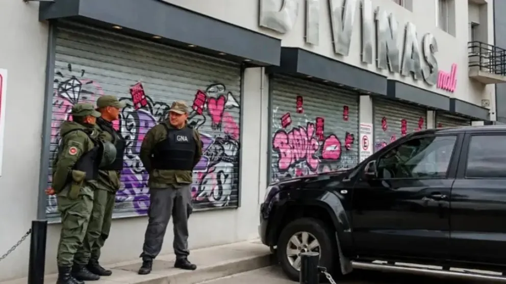 Divinas pone en alquiler uno de sus locales tras los allanamientos