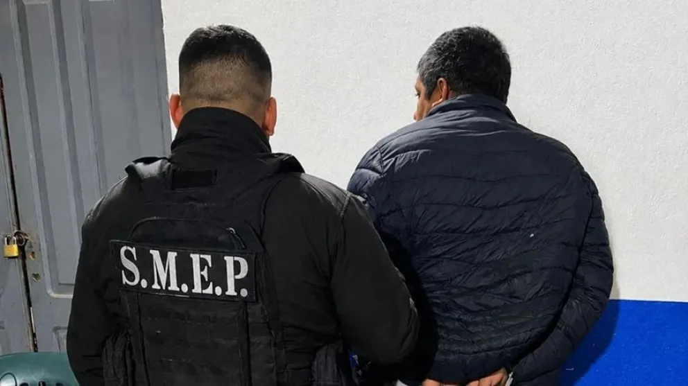 Vecinos en Met&aacute;n sometieron a un hombre por abusar de una mujer