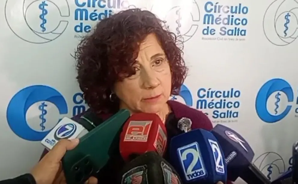 Baccaro cruz&oacute; a Adriana Falco tras su denuncia