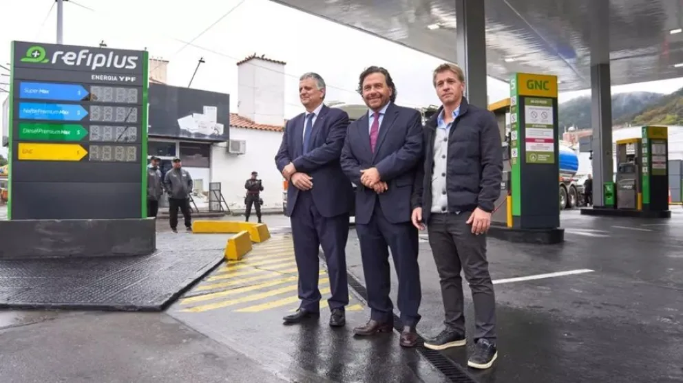 Primera estaci&oacute;n Refiplus de YPF en Salta