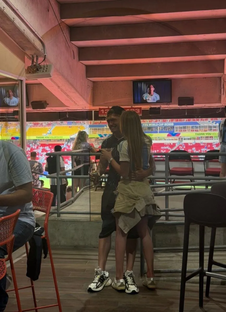 Ian Lucas blanque&oacute; su romance con una influencer en el Mundial 2026