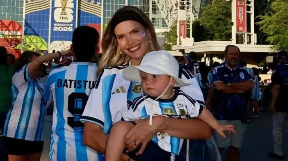 Eva Bargiela pas&oacute; susto en Estado Unidos con su hijo de 8 meses