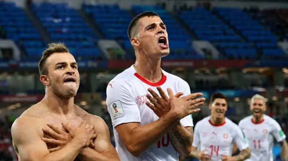 La sanci&oacute;n que podr&iacute;a recibir la AFA de la FIFA por la bandera de las Malvinas