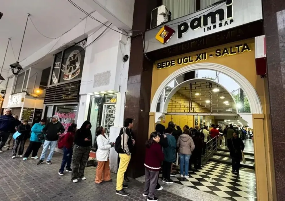Reclamos en PAMI retrasos en autorizaciones y medicamentos